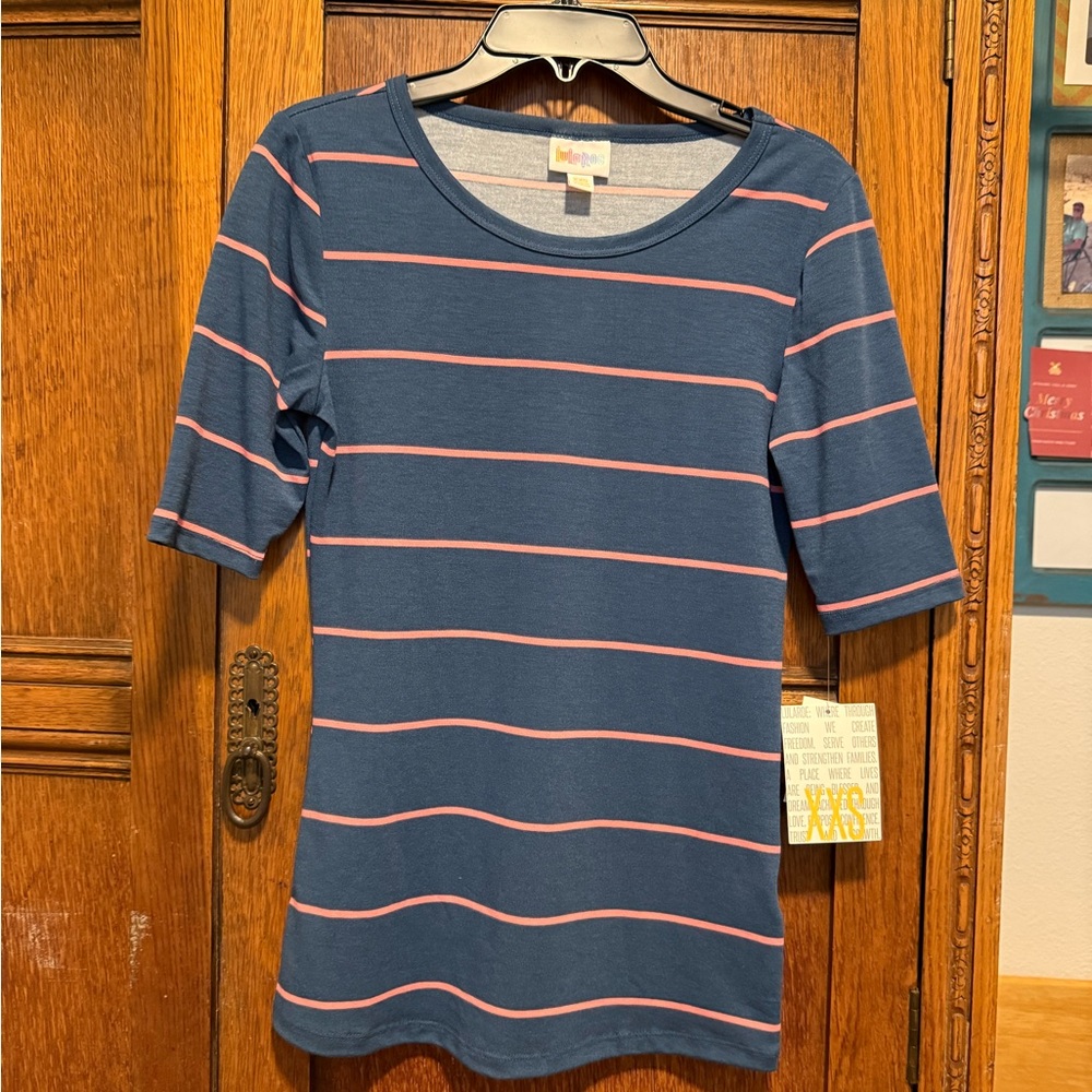 LuLaRoe Blue and Pink Comfort Top